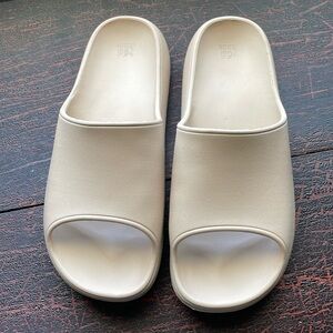 Wild Fable Slip Ons - Tan